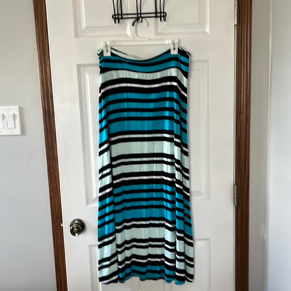 Maxi Skirt Size L